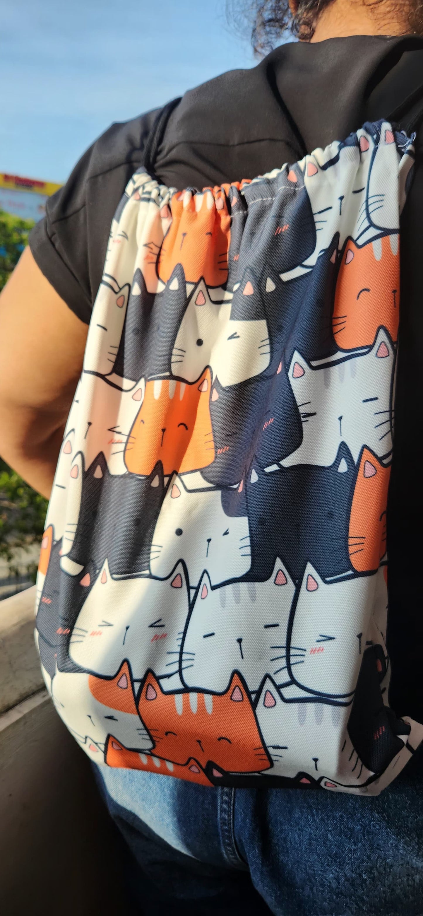Find My Cat Drawstring Bag